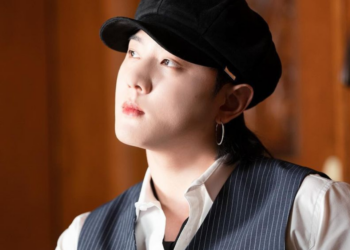 iKON DK 1sr Single "UMBRELLA"