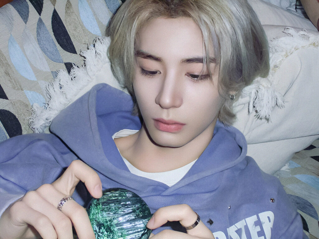 LEEHAN BOYNEXTDOOR