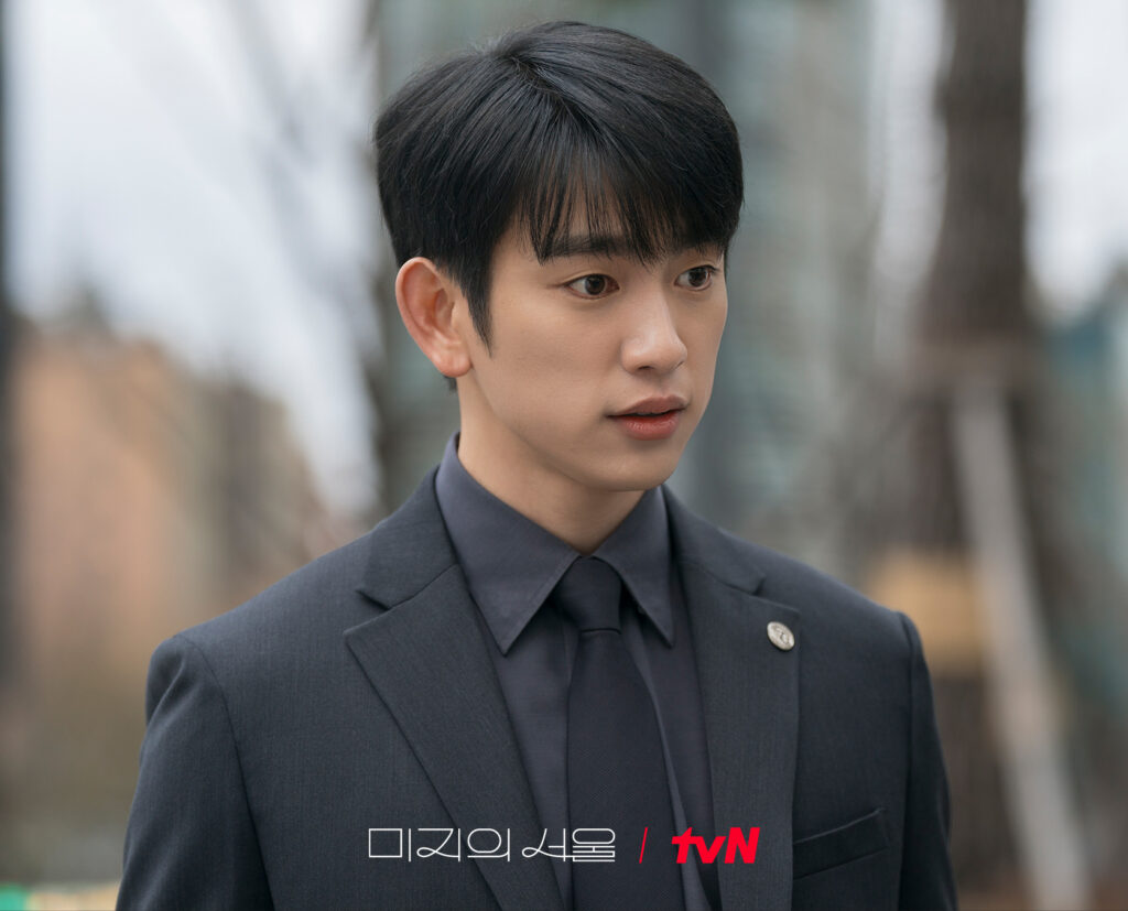 Jinyoung as Lee Ho-su in Our Unwritten Seoul