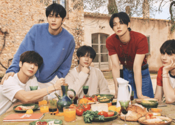 TOMORROW X TOGETHER TEACHES US THEIR “LOVE LANGUAGE”