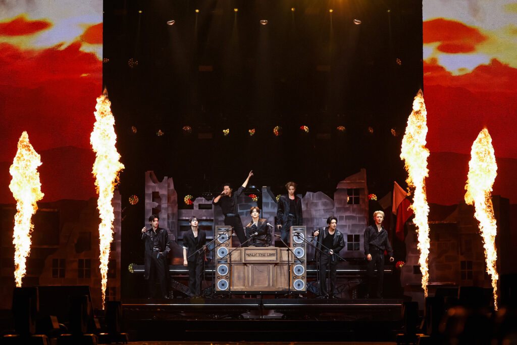 ENHYPEN WALK THE LINE TOUR