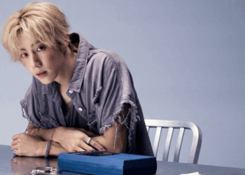 MARK TUAN TURNS SILENT HEARTACHE INTO “hold still” AHEAD OF UPCOMING EP