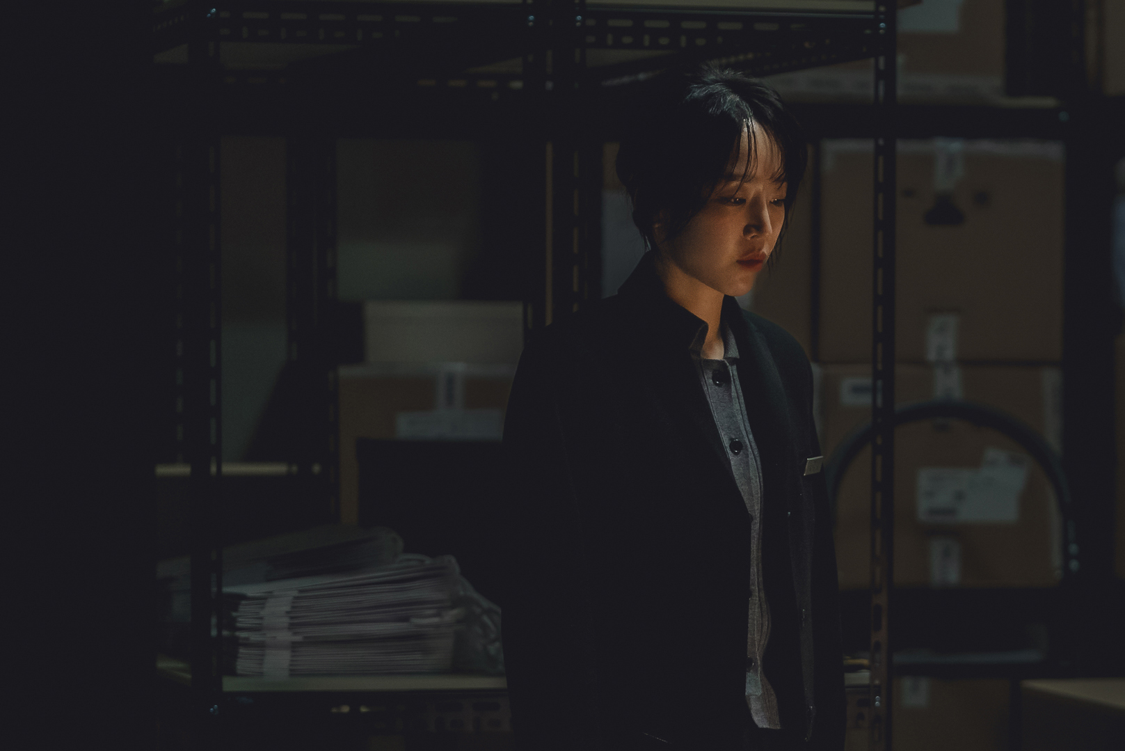 Shin Hae-sun as Sarah Kim in Netflix "The Art of Sarah"